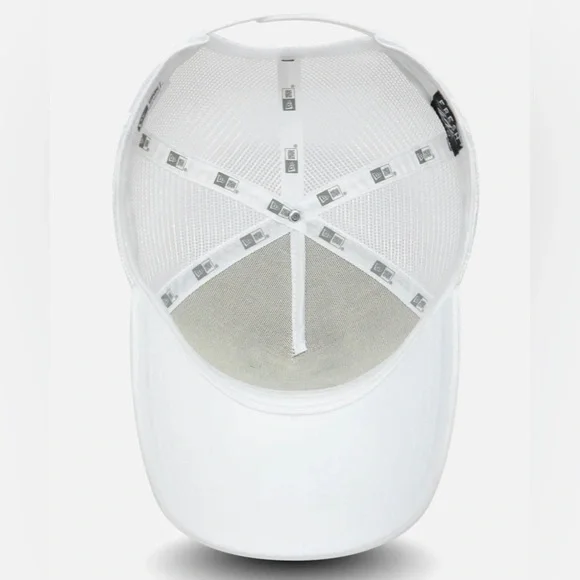 NEW ERA x FRESH EGO KID WHITE MESH TRUCKER - Picture 4 of 4